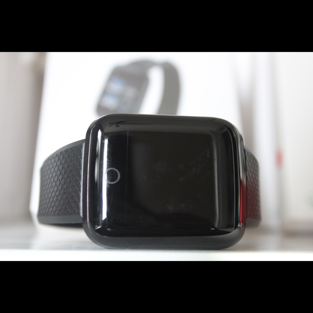Smart Watch/ FitBit - Picture 5 of 8